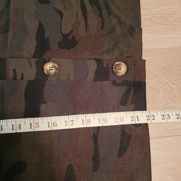 Social Standard By Sanctuary Sweater L Daytripper Camo Cardigan Thin Knit NWT - Picture 9 of 10